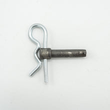 Load image into Gallery viewer, Tactical Handcuff key with R-Clip to allow for more torque.